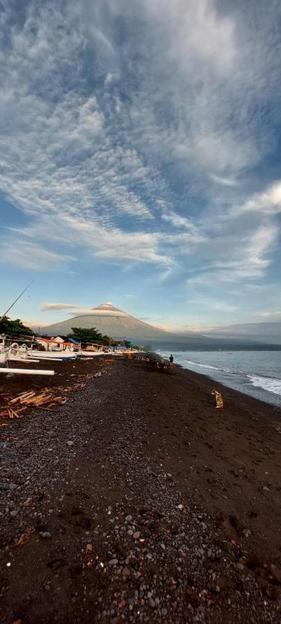The Shooting Star Homestay Amed Exteriér fotografie